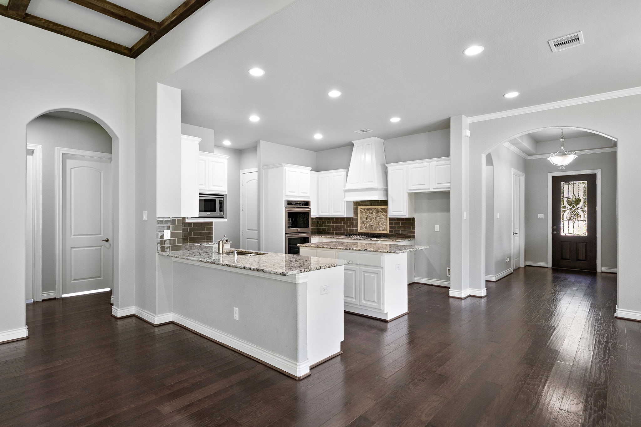 23323 Preserve Glen Circle Spring, TX 77389 - Photo 11 of 28 Kitchen/hallway Entry