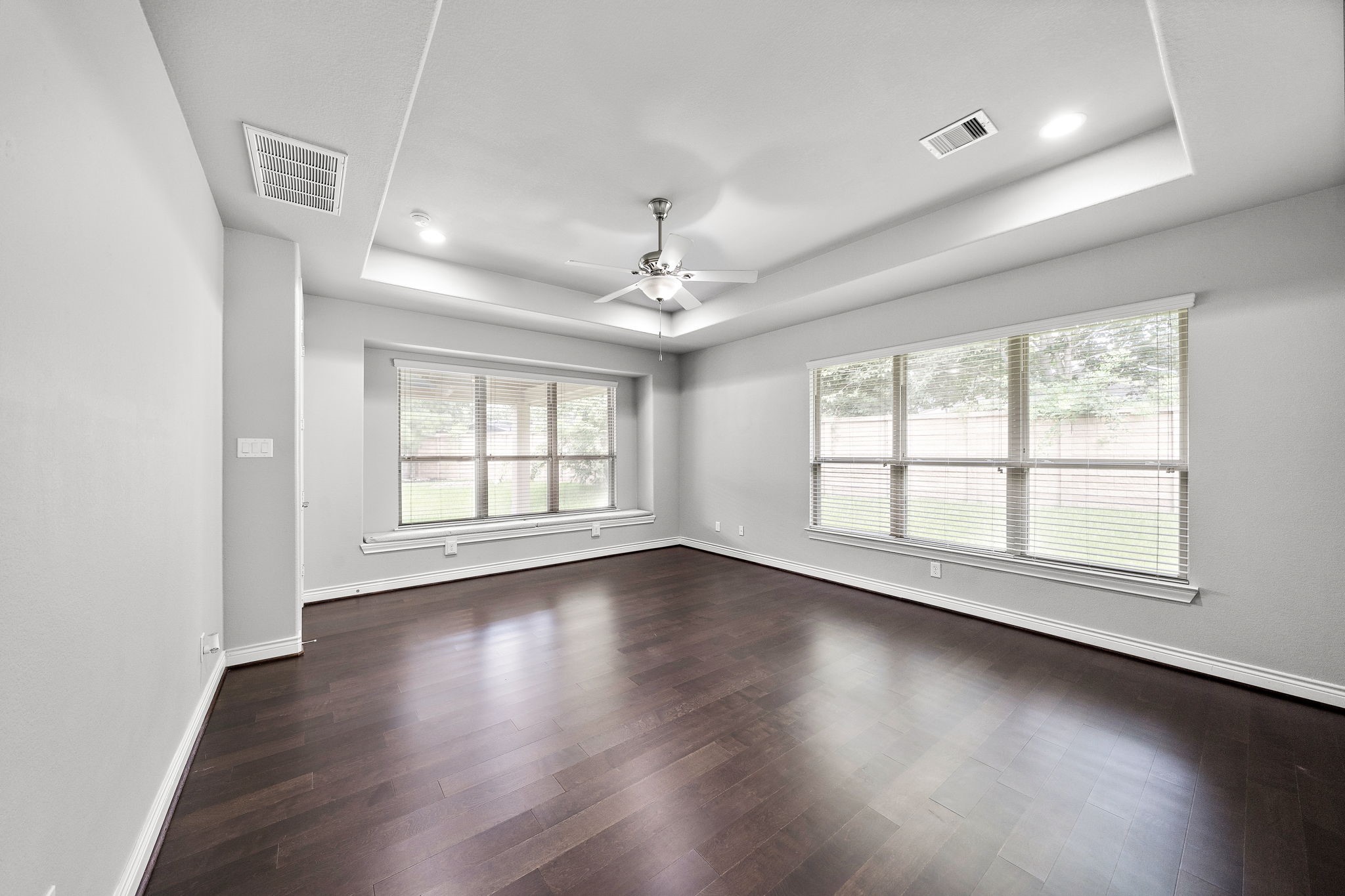 23323 Preserve Glen Circle Spring, TX 77389 - Photo 14 of 28 Primary Bedrrom