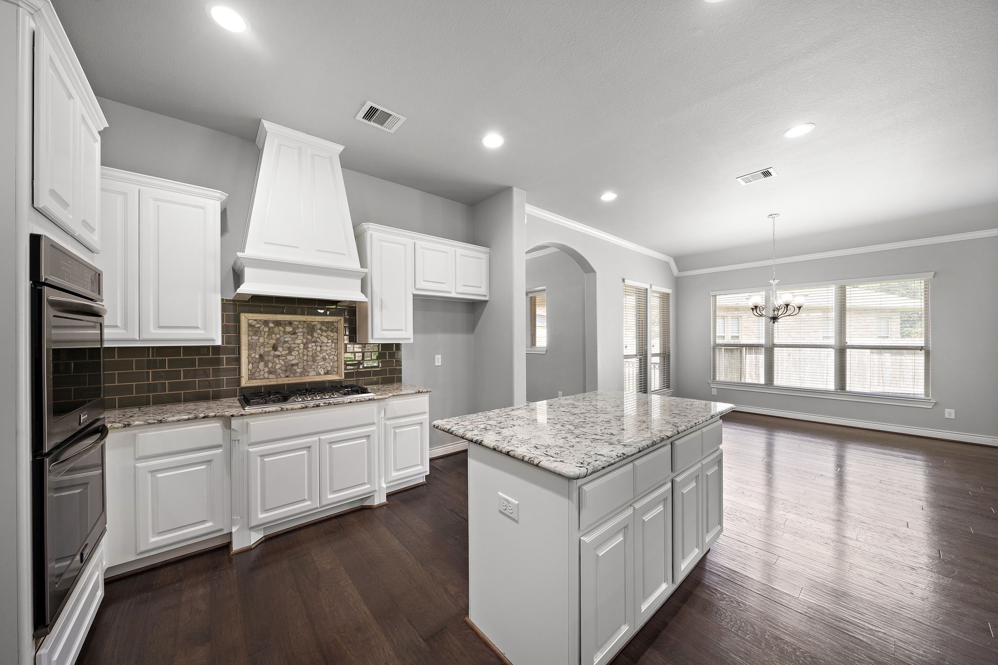 23323 Preserve Glen Circle Spring, TX 77389 - Photo 8 of 28 Kitchen