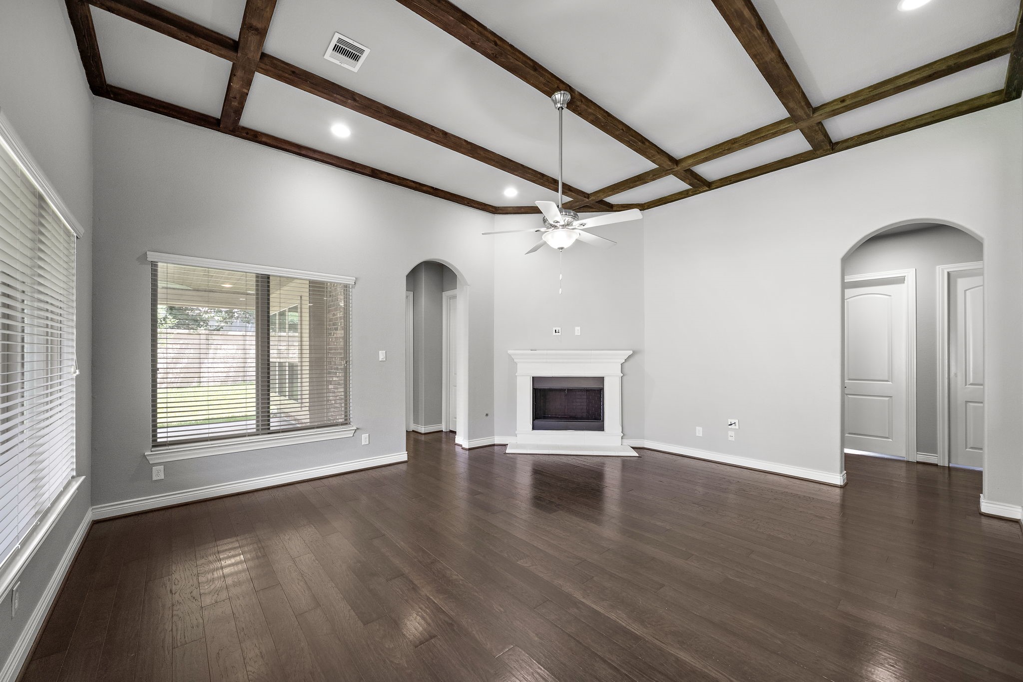 23323 Preserve Glen Circle Spring, TX 77389 - Photo 10 of 28 Living