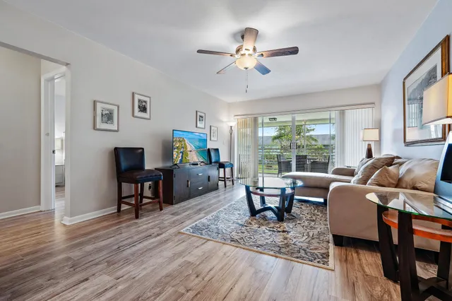 $3,100 | 6 Garden Street, Unit 205P, Tequesta, FL 33469