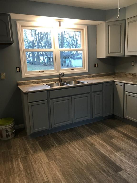 335 Patterson Road Columbus, IN 47203 - Photo 3 of 18 Gallery Image 3