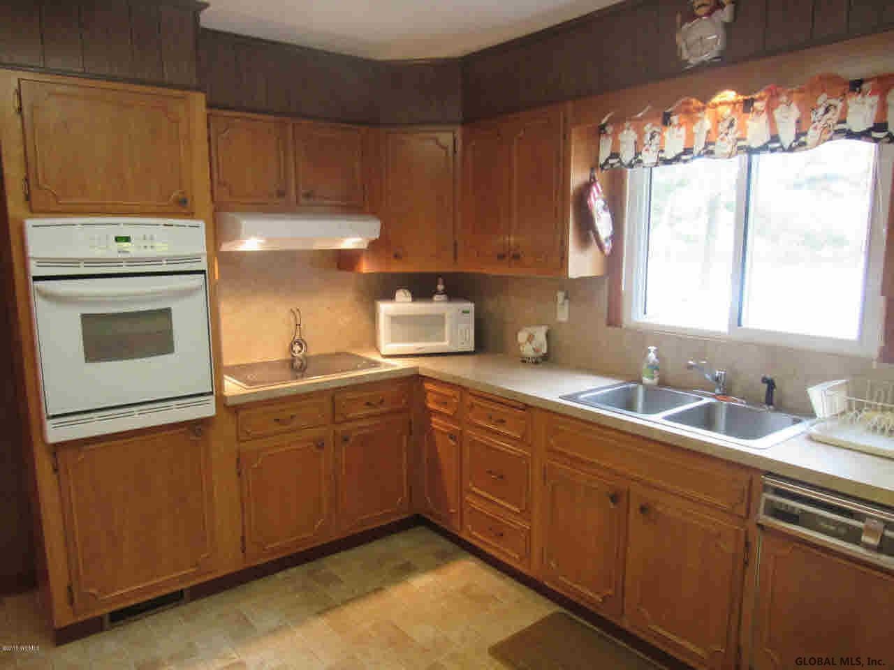 271 Big Bay Road Queensbury, NY 12804 - Photo 9 of 60 Photo 9