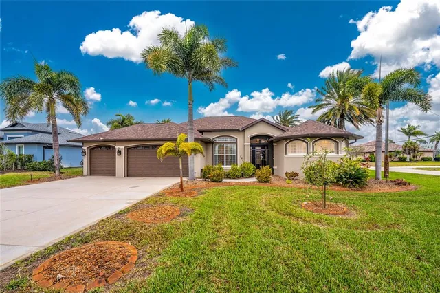 $595,000 | 291 Rotonda Boulevard East, Rotonda West, FL 33947