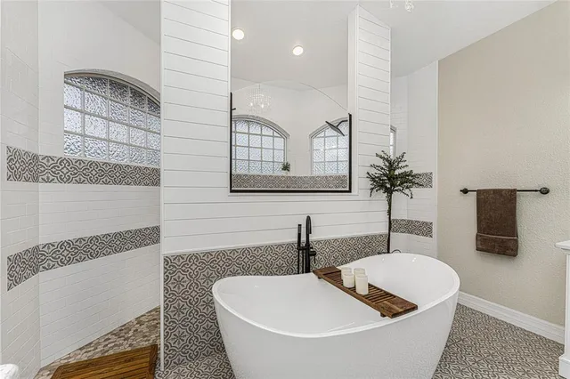 $595,000 | 291 Rotonda Boulevard East, Rotonda West, FL 33947