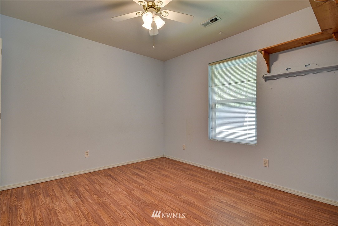 2230 Williams Road Oak Harbor, WA 98277 - Photo 15 of 22 Gallery Image 15