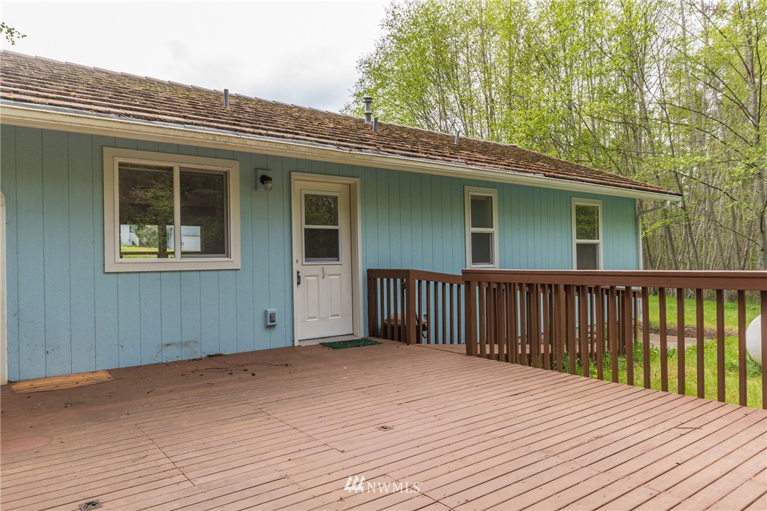 2230 Williams Road Oak Harbor, WA 98277 - Photo 17 of 22 Gallery Image 17