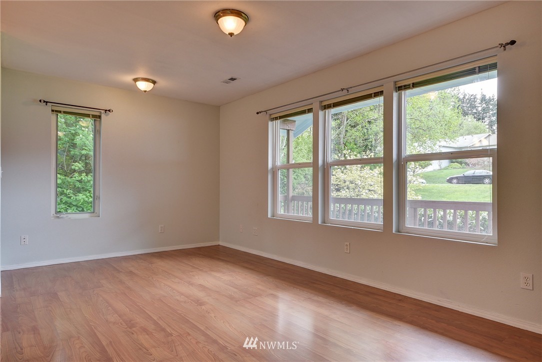 2230 Williams Road Oak Harbor, WA 98277 - Photo 7 of 22 Gallery Image 7