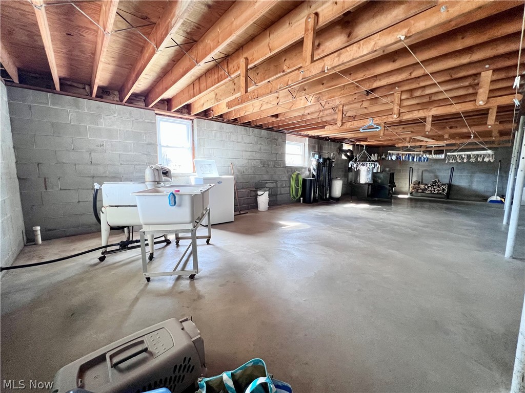 17061 Tavern Road Middlefield, OH 44062 - Photo 13 of 23