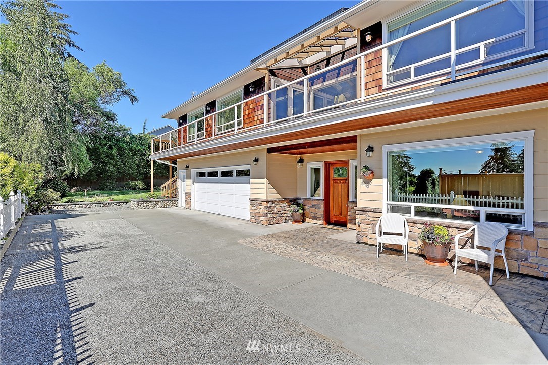 3726 Southwest Webster Street Seattle, WA 98126 - Photo 1 of 25 Gallery Image 1