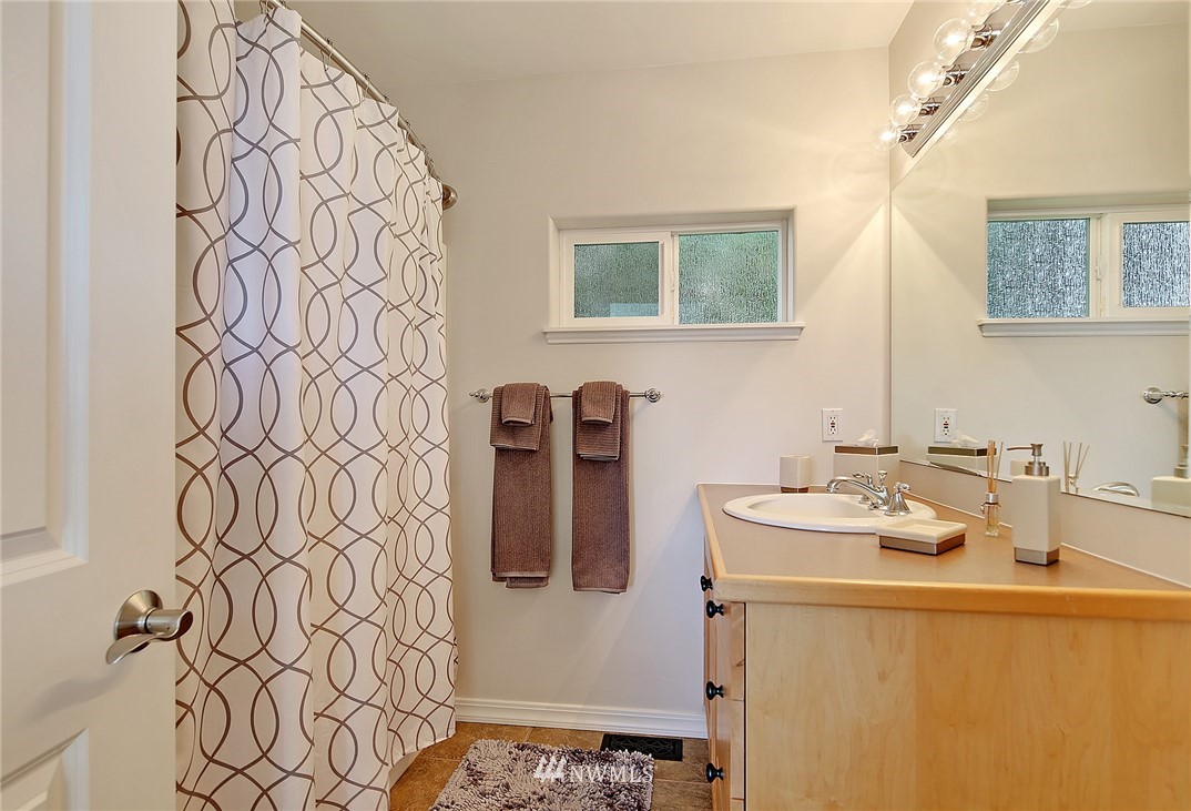 3726 Southwest Webster Street Seattle, WA 98126 - Photo 20 of 25 Gallery Image 20
