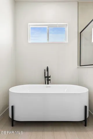 $635,950 | 340 Roper Lane, Clint, TX 79836