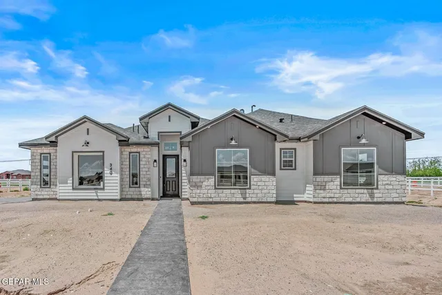 $635,950 | 340 Roper Lane, Clint, TX 79836