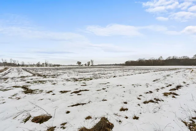 $140,000 | 300 West N, Wawaka, IN 46794