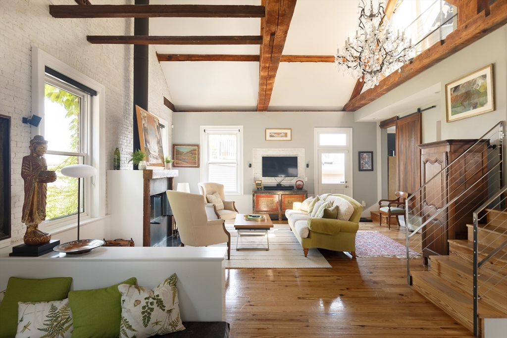 5 Common Street, Unit 5 Boston, MA 02129 - Photo 5 of 30