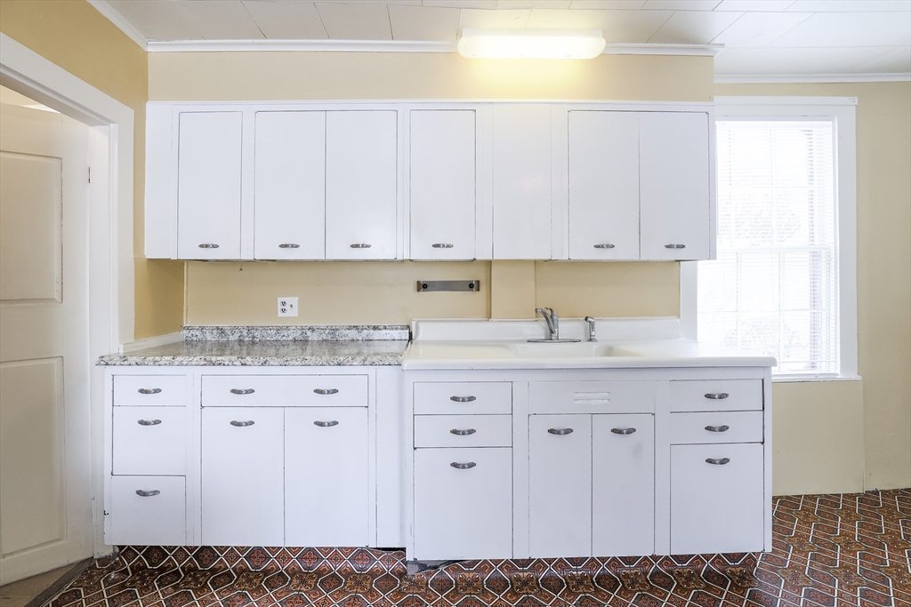 600 Main Street Sturbridge, MA 01518 - Photo 13 of 20 Gallery Image 13