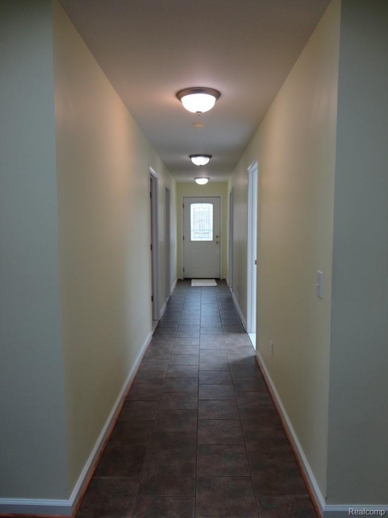 4650 General Squier Road Dryden, MI 48428 - Photo 12 of 38 Hallway.jpg