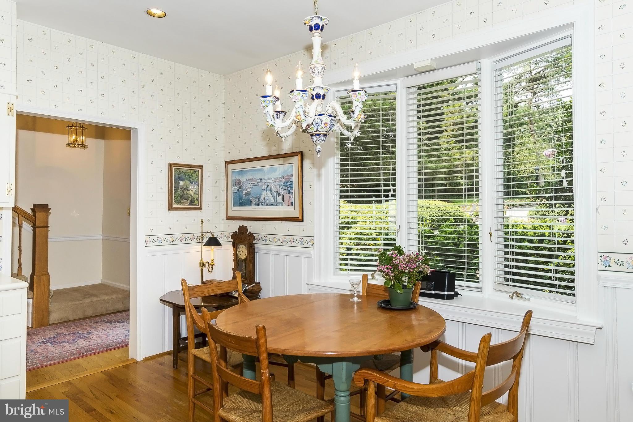 525 Broadwater Road Arnold, MD 21012 - Photo 13 of 30 Kitchen has a sunny breakfast area.
