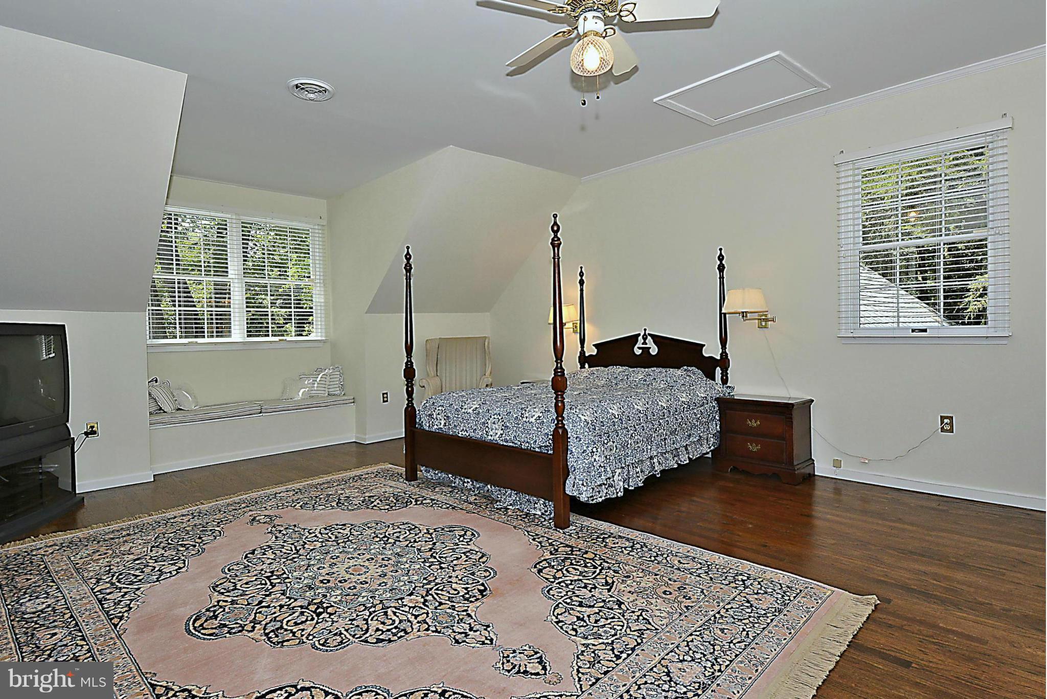 525 Broadwater Road Arnold, MD 21012 - Photo 23 of 30 Just 1 of 5 spacious Bedrooms upstairs.