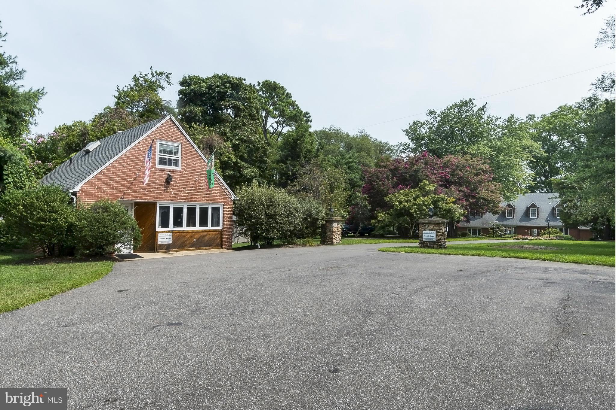 525 Broadwater Road Arnold, MD 21012 - Photo 27 of 30 Plenty of private parking