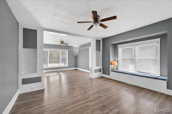 $1,400 | 221 Lebanon Avenue, Belleville, IL 62220