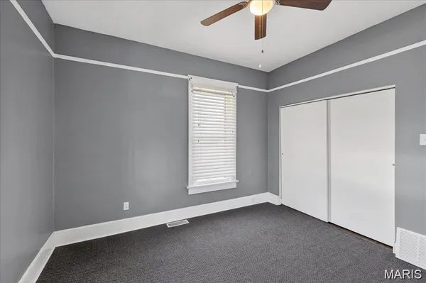 $1,400 | 221 Lebanon Avenue, Belleville, IL 62220