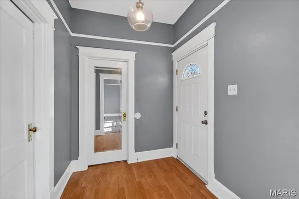 $1,400 | 221 Lebanon Avenue, Belleville, IL 62220