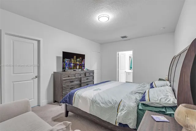 $4,400 | 4450 Northwest 83rd Street, Doral, FL 33122