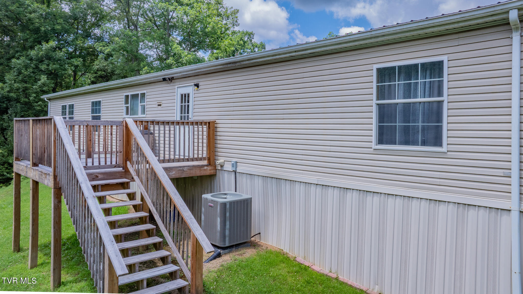4035 Ridge Road Kingsport, TN 37660 - Photo 33 of 35 dji_fly_20260707_133932_0598_17834460828