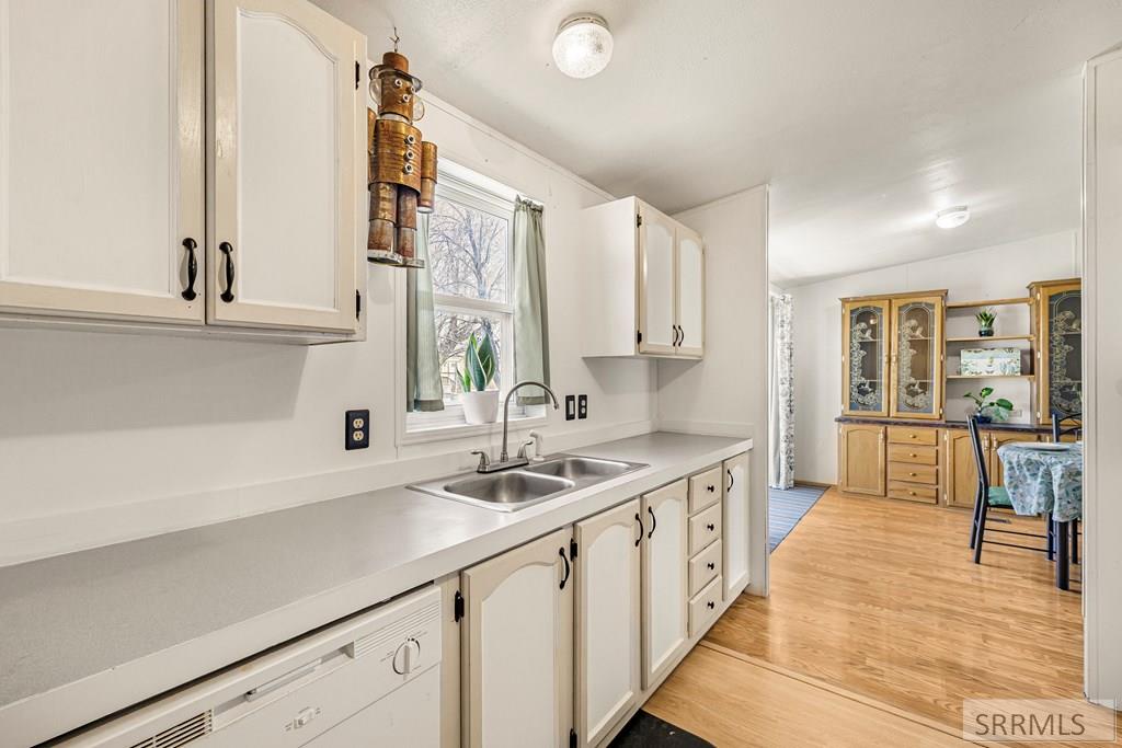 152 North 3500 East Rigby, ID 83442 - Photo 13 of 73 Kitchen