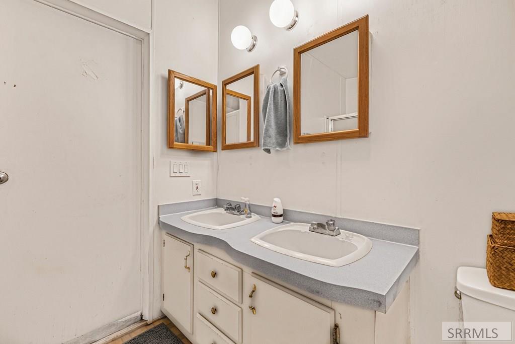 152 North 3500 East Rigby, ID 83442 - Photo 26 of 73 Master Bathroom