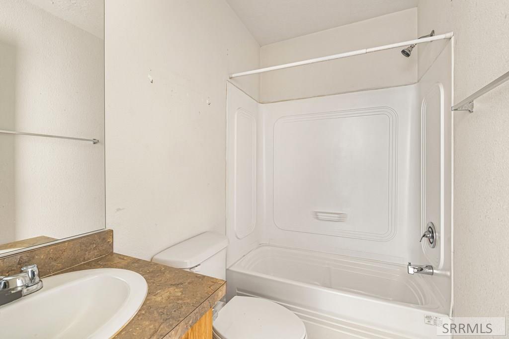 152 North 3500 East Rigby, ID 83442 - Photo 58 of 73 2nd Home Main Bathroom