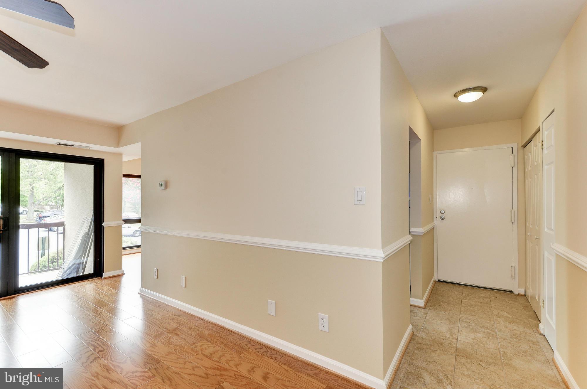 12732 Veirs Mill Road, Unit 8204 Rockville, MD 20853 - Photo 4 of 24 Living Room