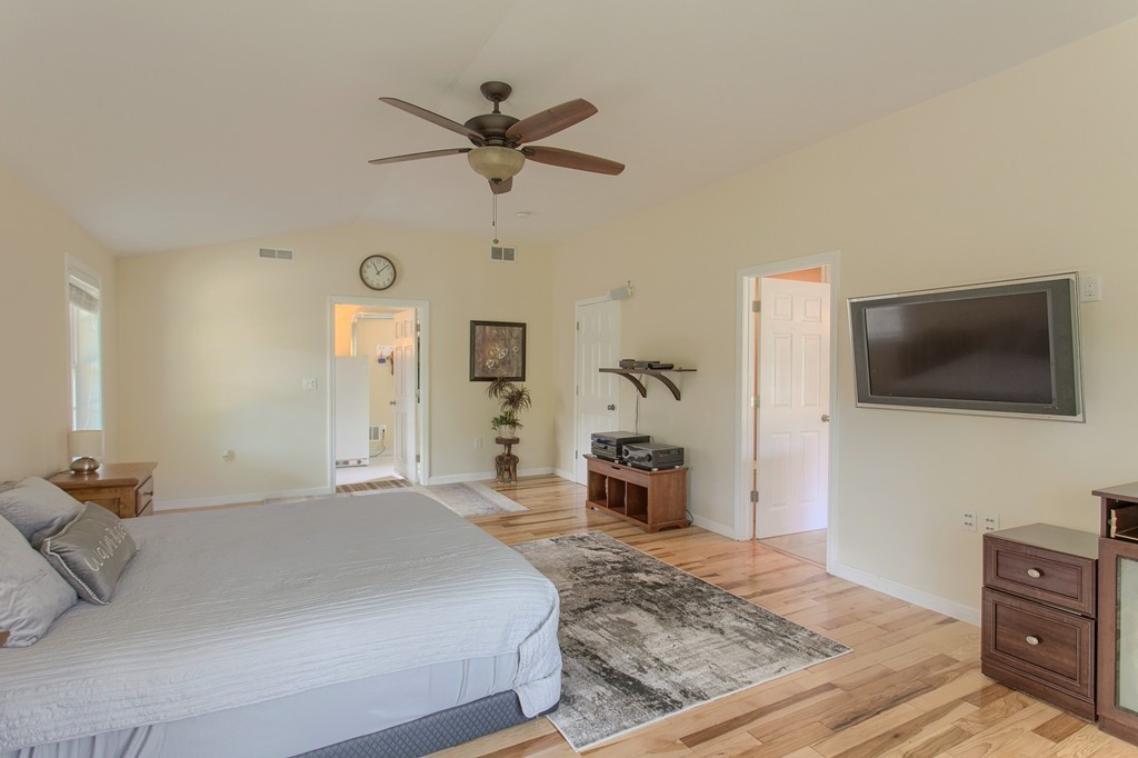 21 Wildes Road Chelmsford, MA 01824 - Photo 19 of 30 Gallery Image 19