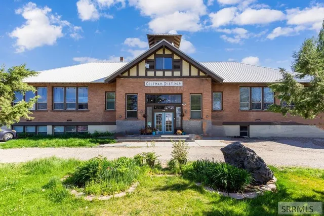 $879,900 | 1052 East 129 North, Idaho Falls, ID 83401