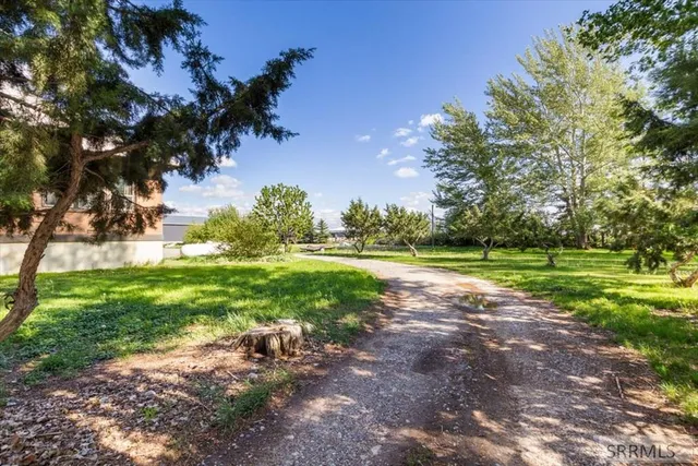 $879,900 | 1052 East 129 North, Idaho Falls, ID 83401