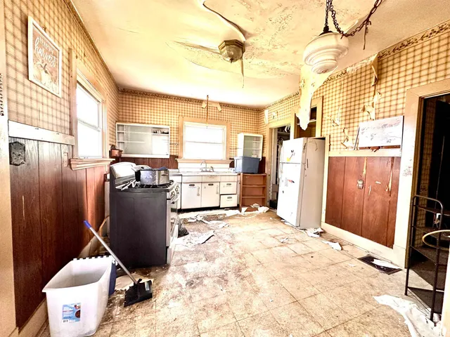 $49,900 | 507 High Street, Shoals, IN 47581