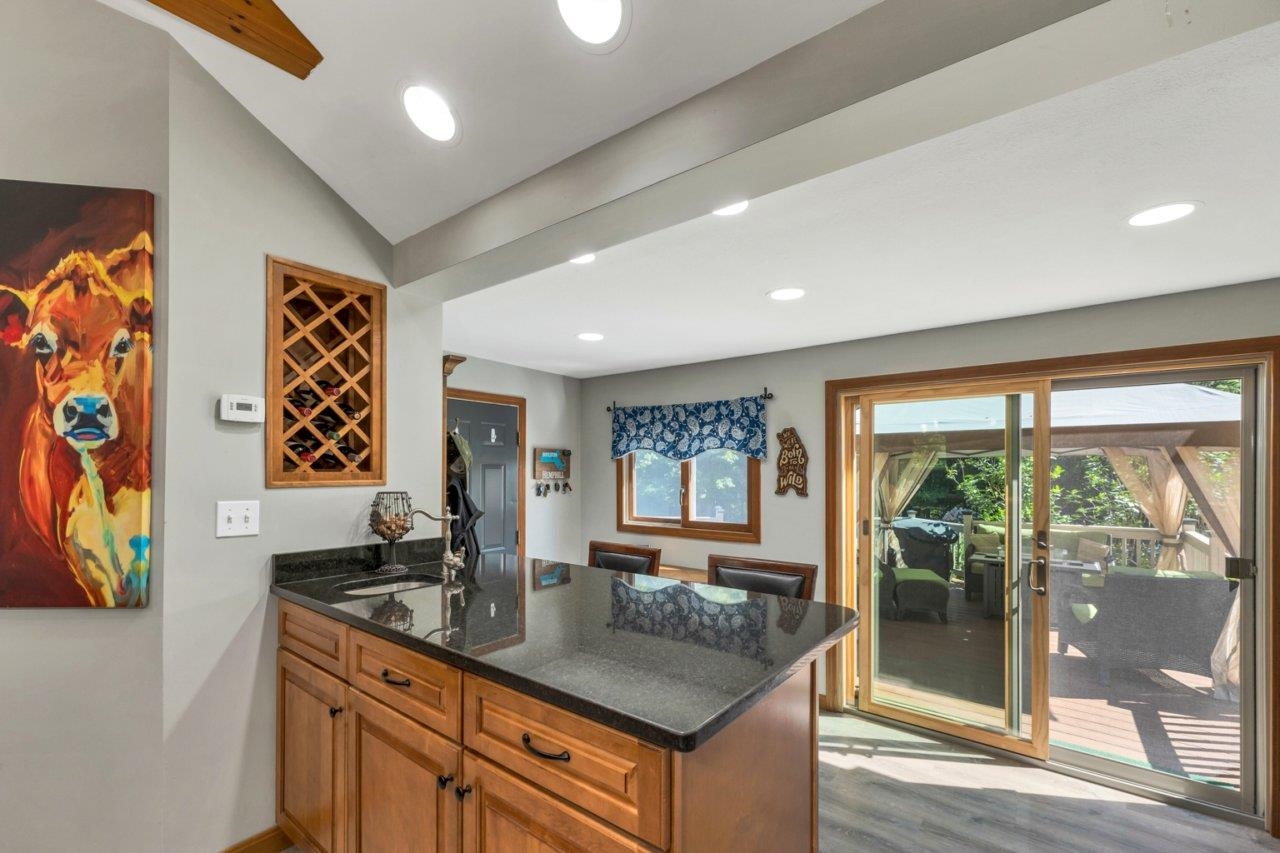212 Wentworth Road Brookfield, NH 03872 - Photo 6 of 41