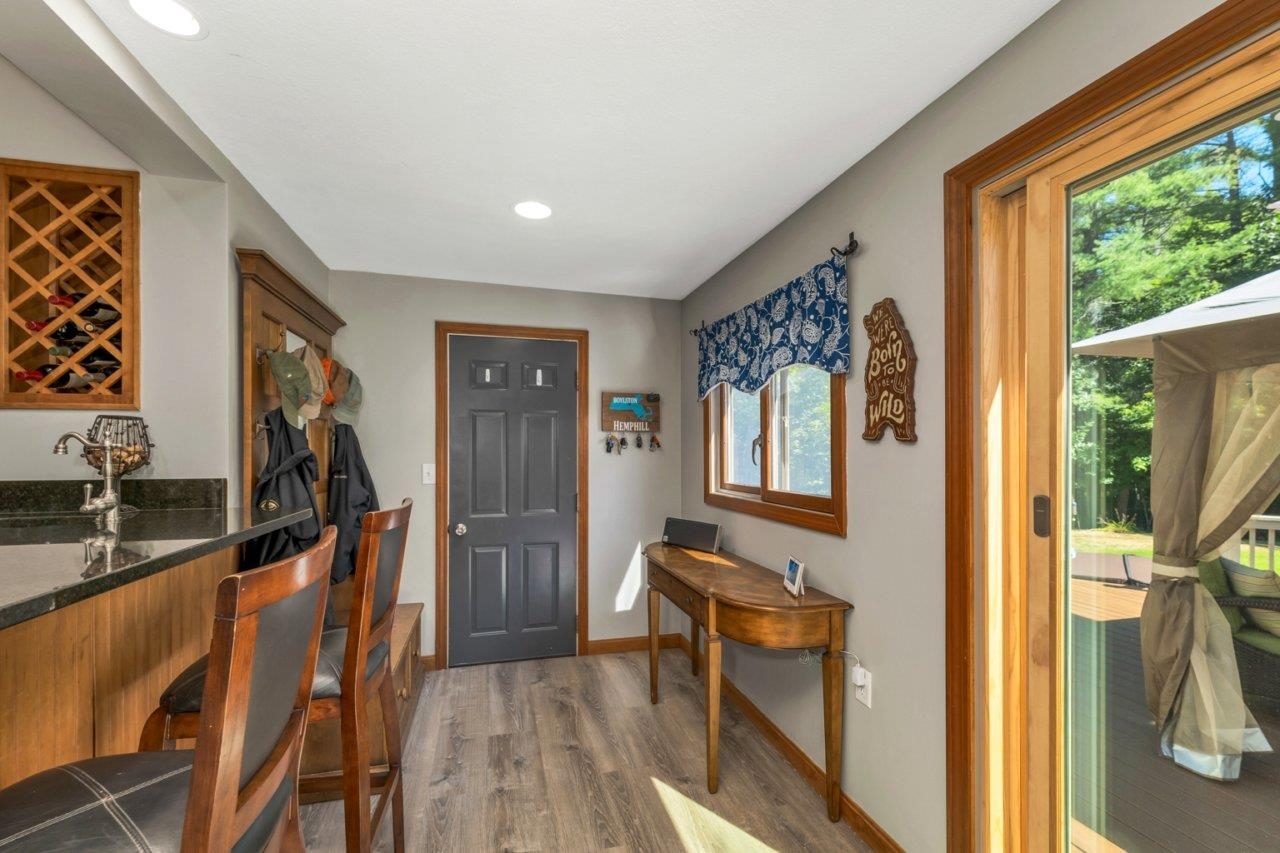 212 Wentworth Road Brookfield, NH 03872 - Photo 8 of 41