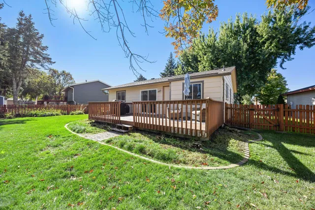 $399,999 | 4240 Braddock Trail, Eagan, MN 55123