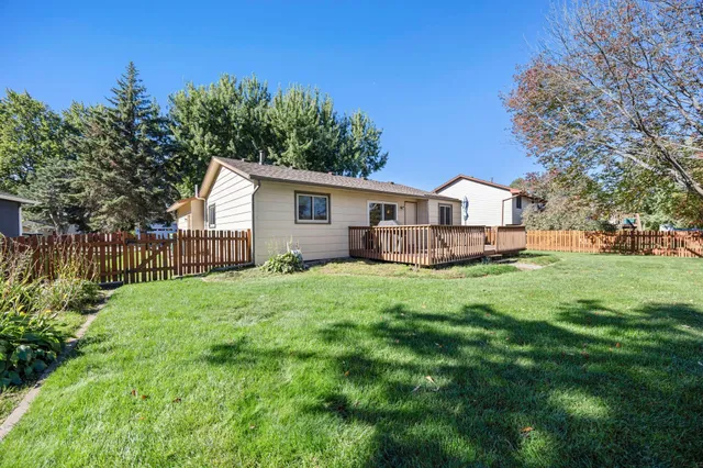 $399,999 | 4240 Braddock Trail, Eagan, MN 55123