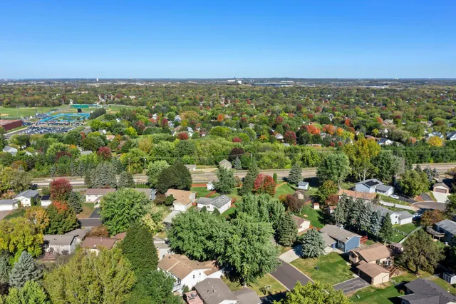 $399,999 | 4240 Braddock Trail, Eagan, MN 55123