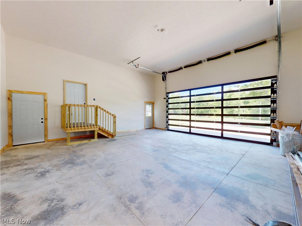 12395 Winchell Road Painesville, OH 44077 - Photo 40 of 46 Custom Glass Garage door in Oversized Garage
