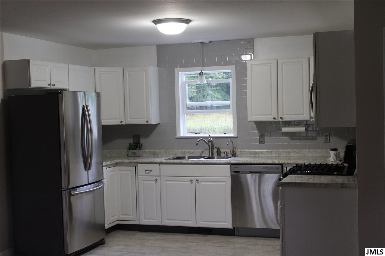 10174 Austin Road Jackson, MI 49201 - Photo 4 of 23 Photo 4