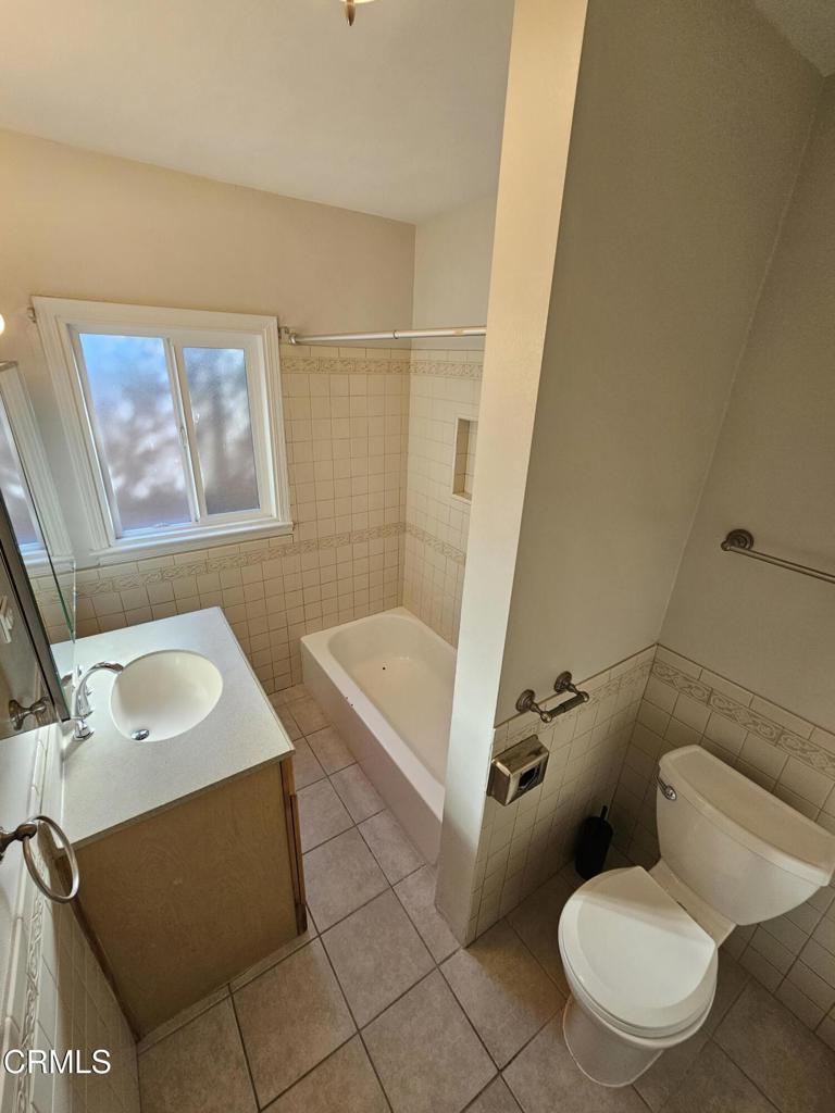 501 MacDonald Street, Unit 1 Pasadena, CA 91103 - Photo 16 of 28 20251119_084324