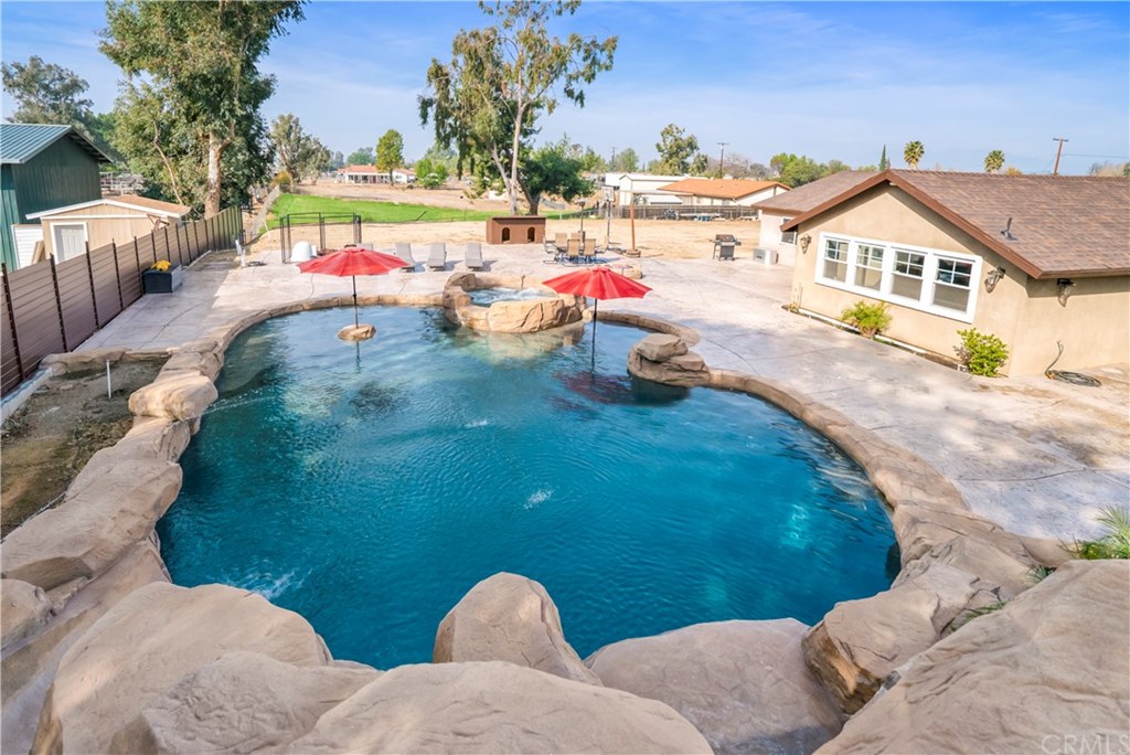 18649 Kross Road Riverside, CA 92508 - Photo 26 of 35