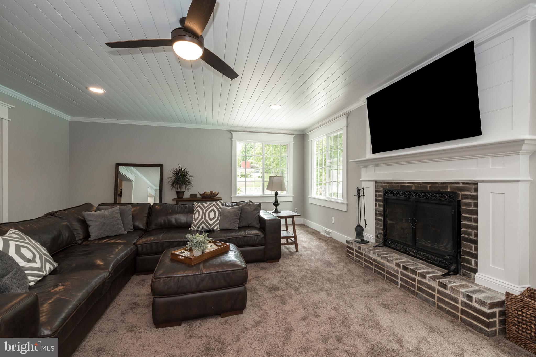 130 West Hillendale Road Kennett Square, PA 19348 - Photo 13 of 53 Family Room shiplap ceiling