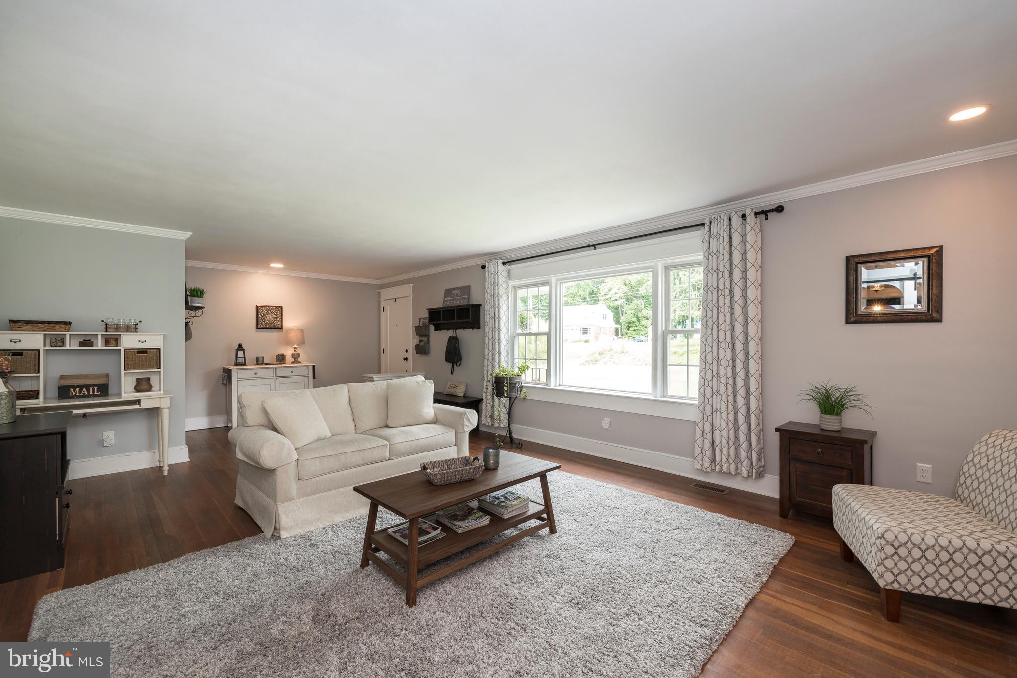 130 West Hillendale Road Kennett Square, PA 19348 - Photo 7 of 53 Living Room large windows