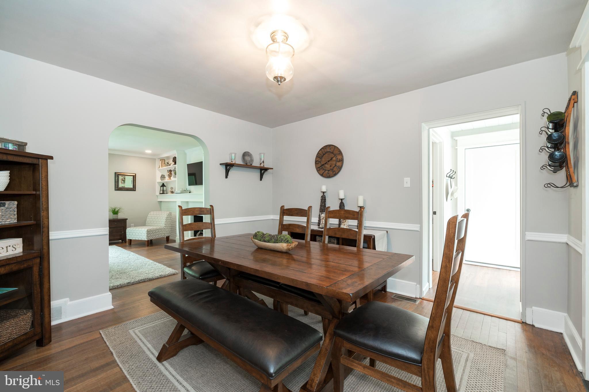 130 West Hillendale Road Kennett Square, PA 19348 - Photo 8 of 53 Dinning Room with custom moulding