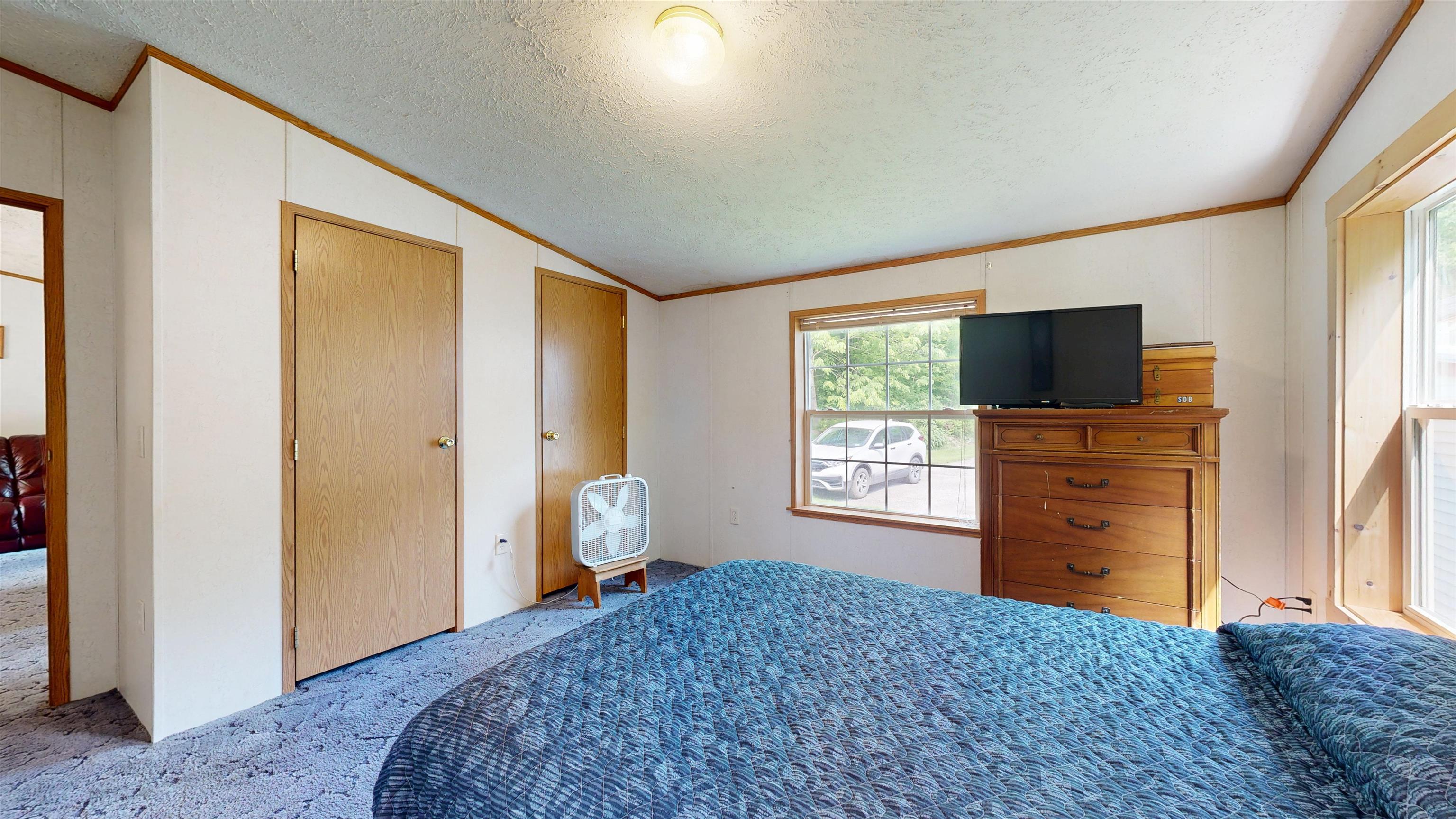 686 Highway 15 Underhill, VT 05489 - Photo 11 of 24